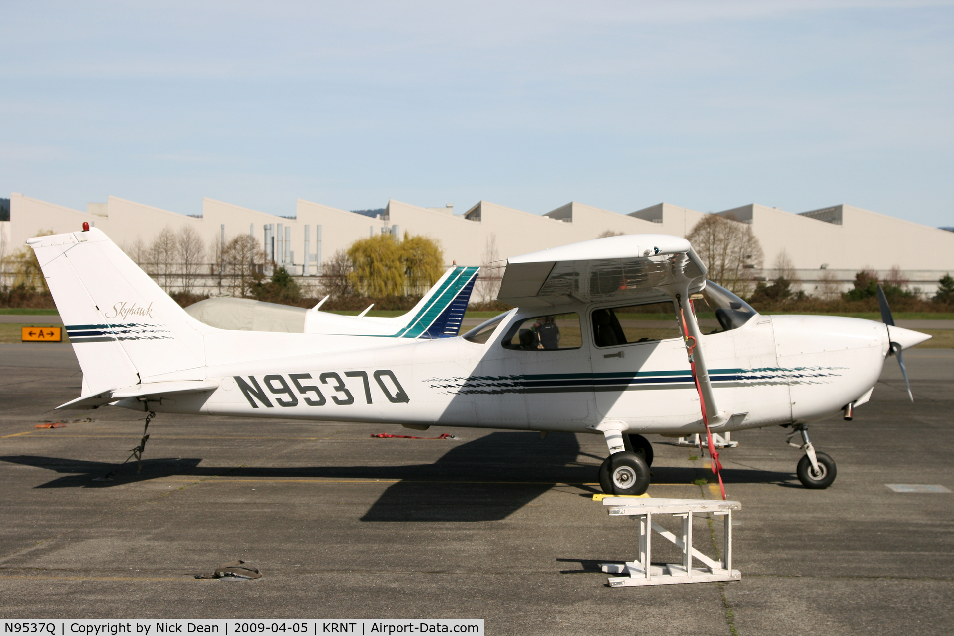 N9537Q, 1998 Cessna 172R C/N 17280483, KRNT