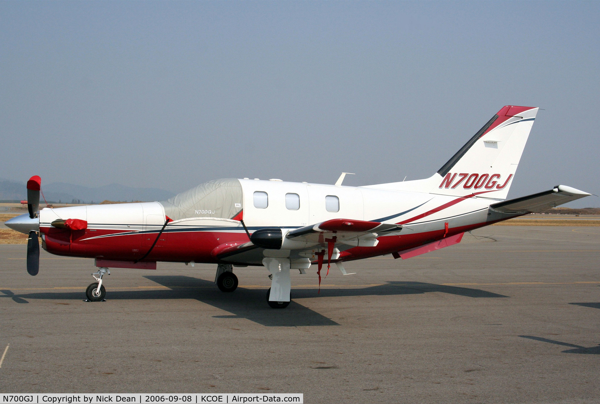 N700GJ, 2002 Socata TBM-700 C/N 241, KCOE