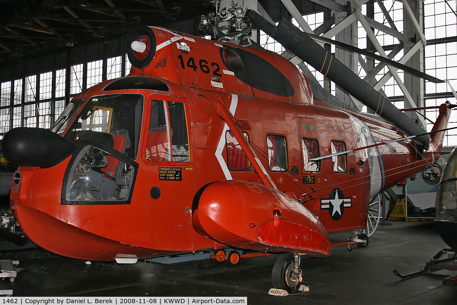 1462, Sikorsky HH-52A Sea Guard C/N 62.141, This Sikorsky S-62A Seaguard (c/n 62141) is displayed at the Naval Air Station Wildwood Foundation Museum.