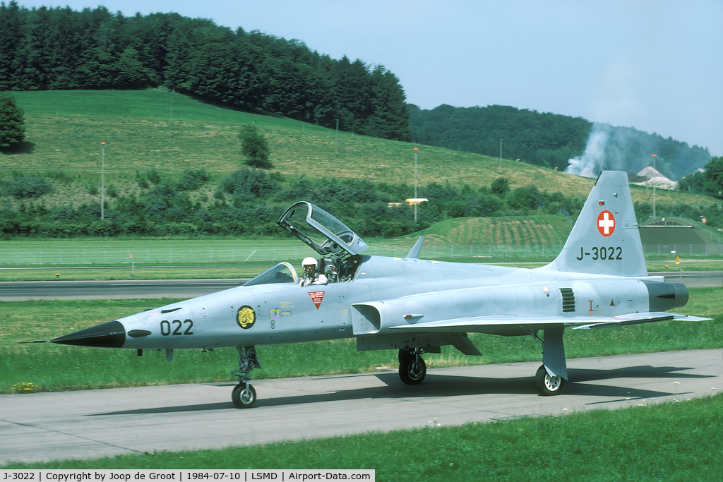 J-3022, Northrop F-5E Tiger II C/N L.1022, My first trip to Switzerland produced lots of new Tigers.