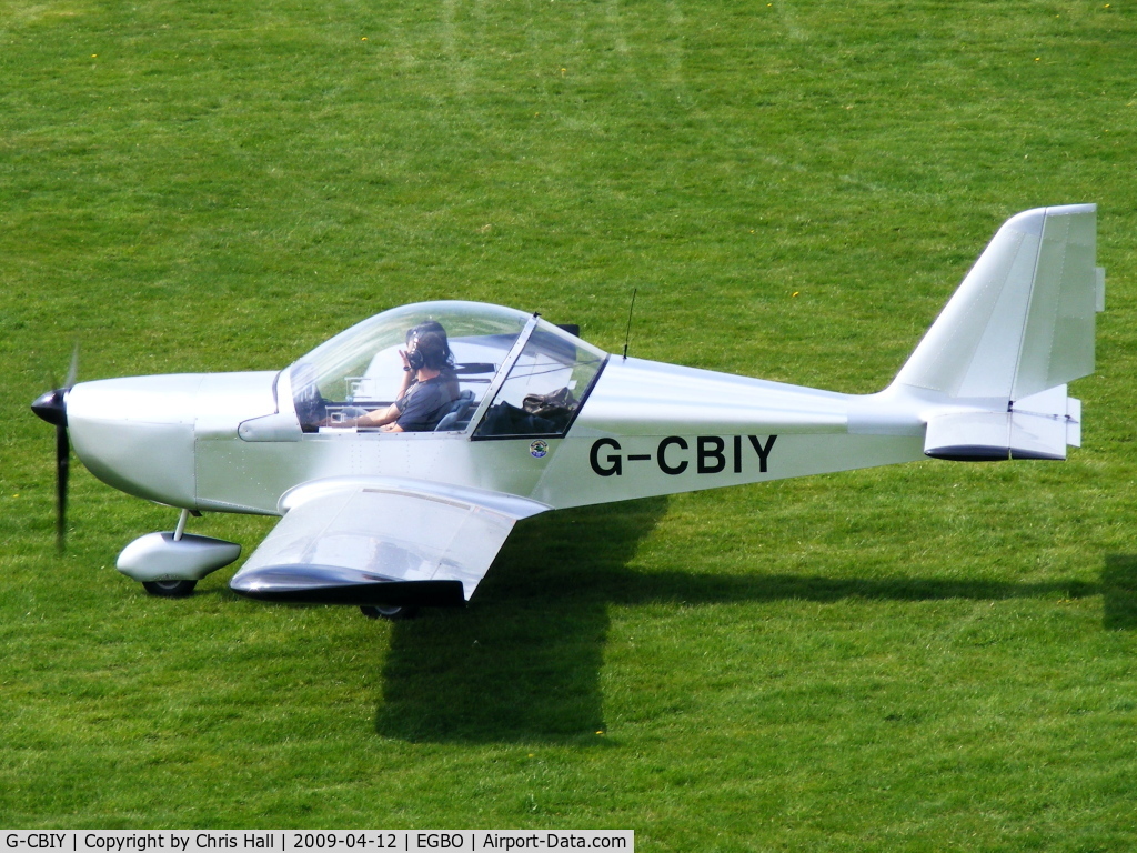 G-CBIY, 2002 Aerotechnik EV-97 Eurostar C/N PFA 315-13846, privately owned