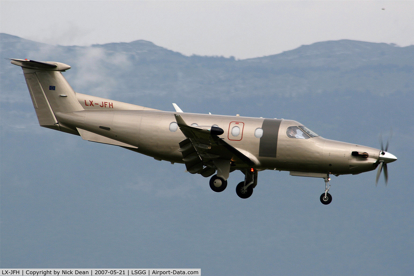 LX-JFH, 2003 Pilatus PC-12/45 C/N 522, LSGG