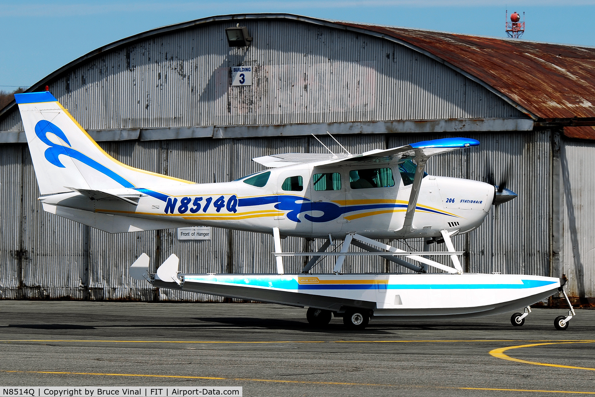 N8514Q, 1976 Cessna U206F Stationair C/N U20603371, Fitchburg Mun. Airport