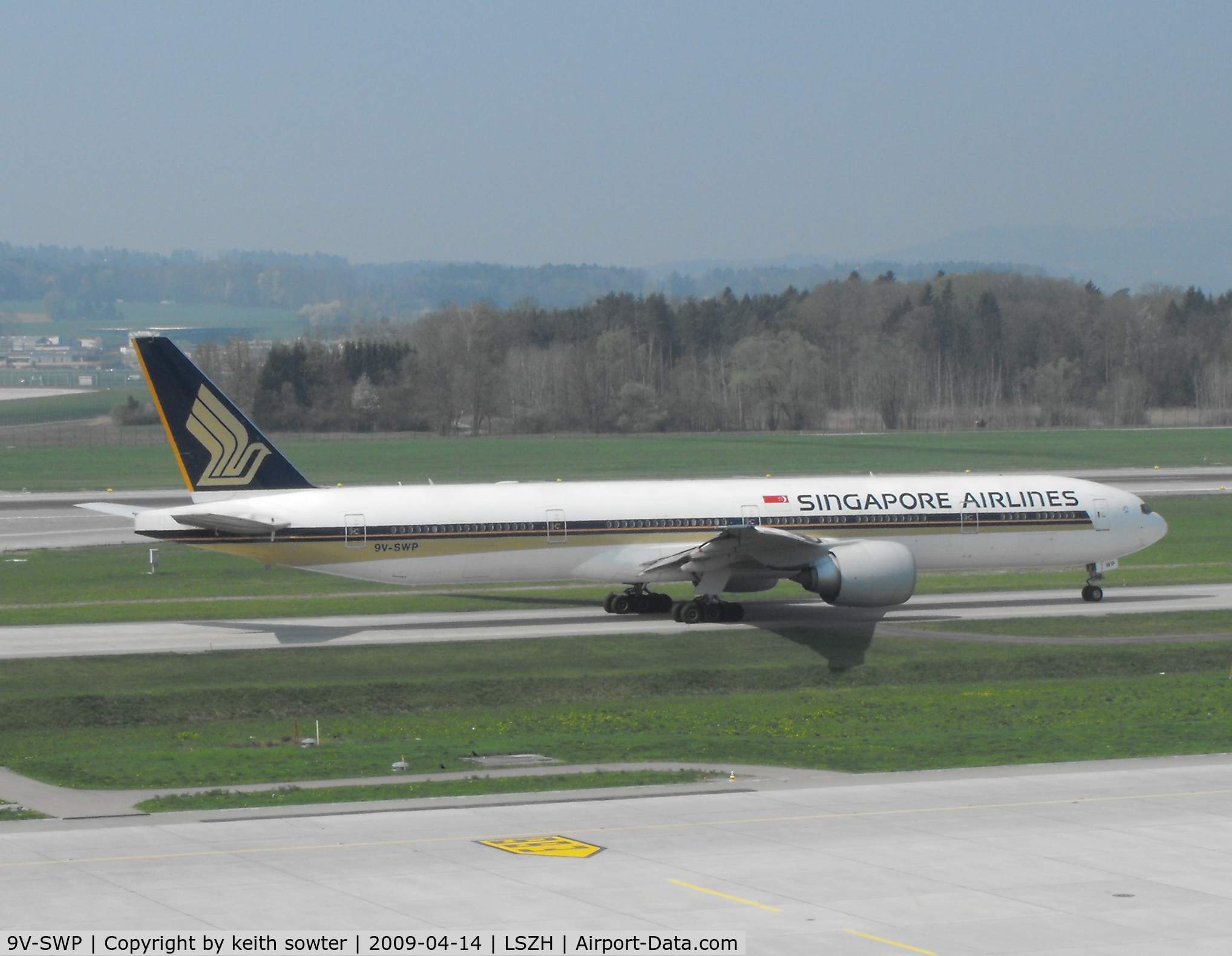 9V-SWP, 2008 Boeing 777-312/ER C/N 34581, Taken from the excellent Viewing Deck 