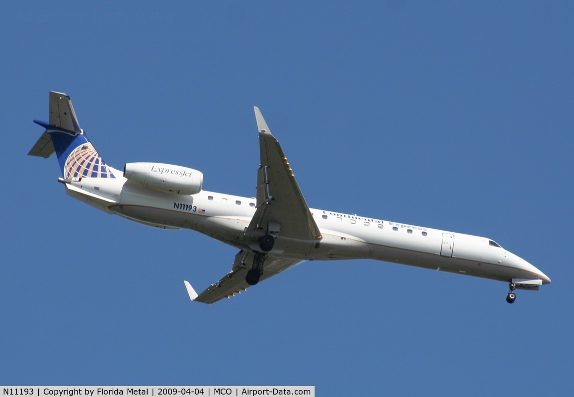 N11193, 2005 Embraer ERJ-145XR (EMB-145XR) C/N 14500938, Continental Express JEt E145XR