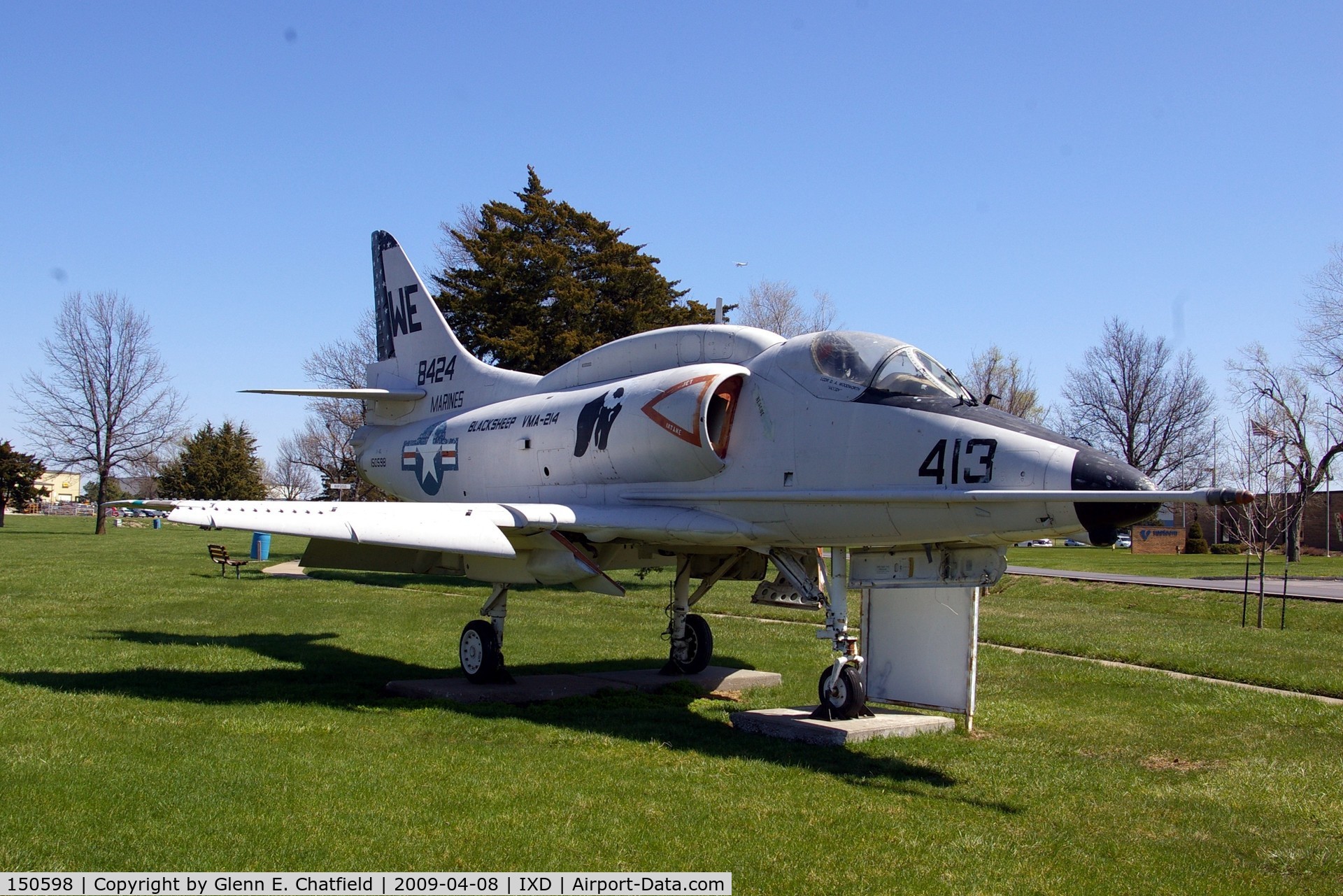 150598, Douglas A-4C Skyhawk C/N 13011, Displayed by the Army National Guard area