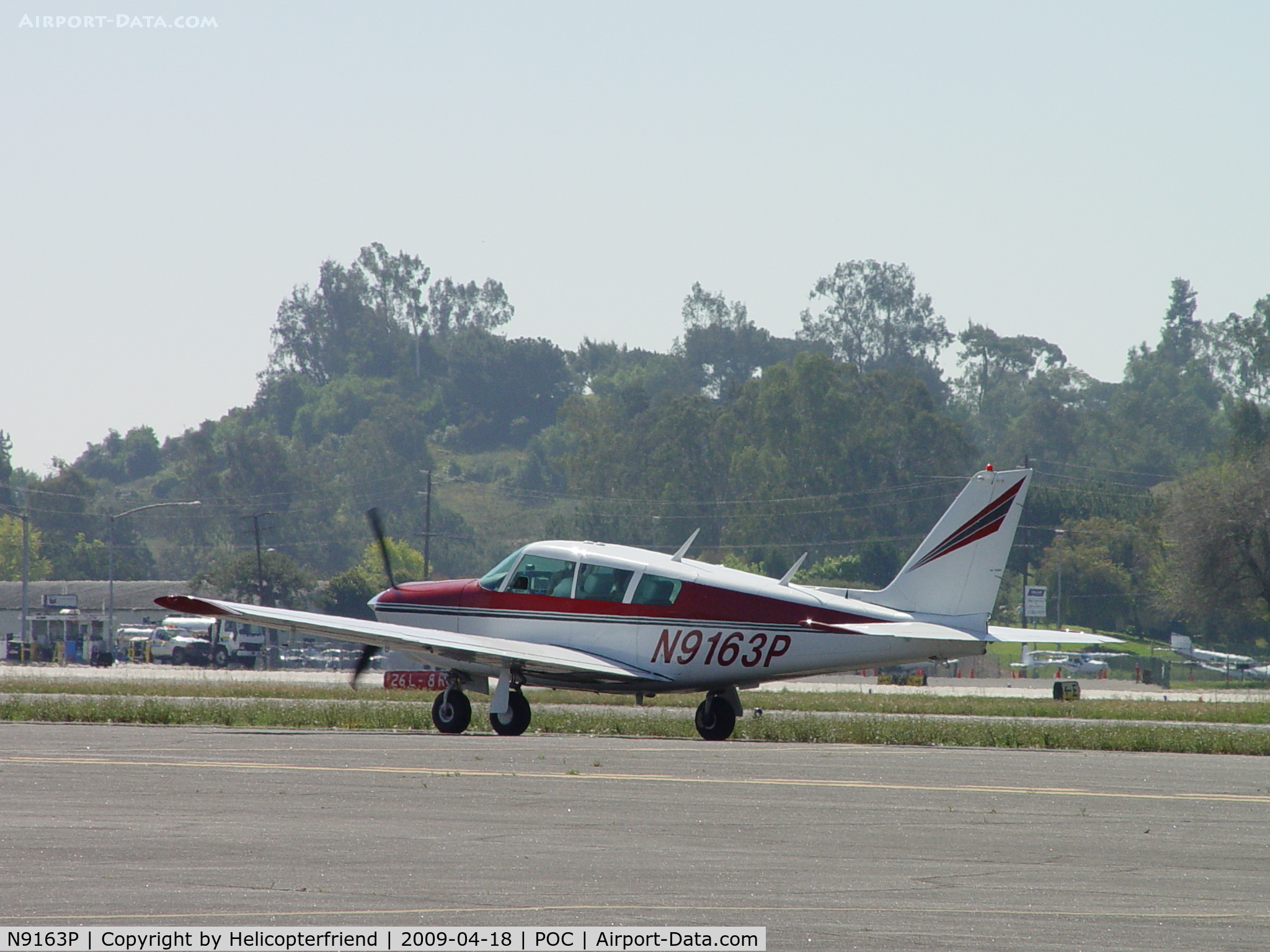 N9163P, 1966 Piper PA-24-260 C/N 24-4651, Taxiing for take off at 26R