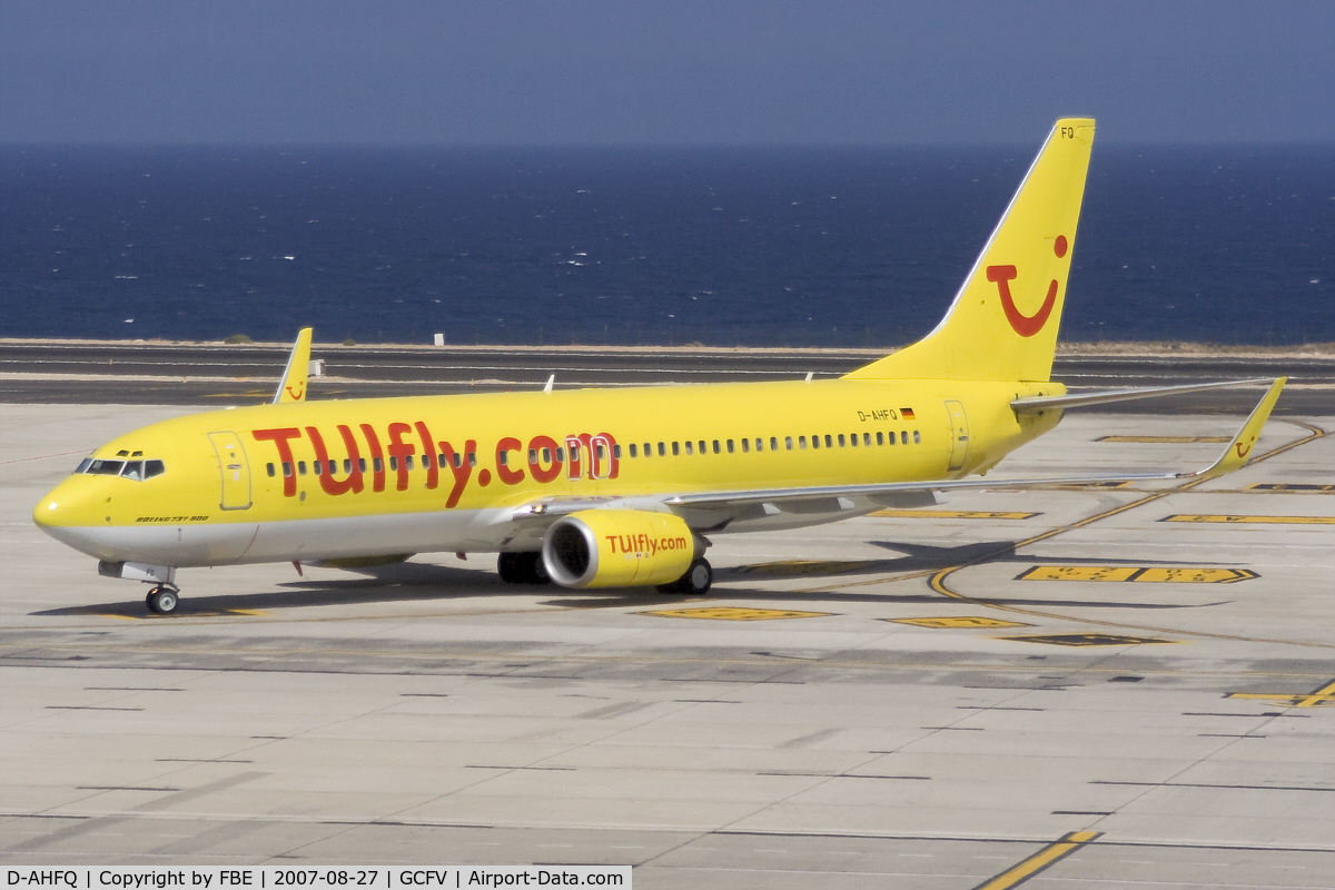 D-AHFQ, 2000 Boeing 737-8K5 C/N 27992, taxiing to the stand at Fuerteventura