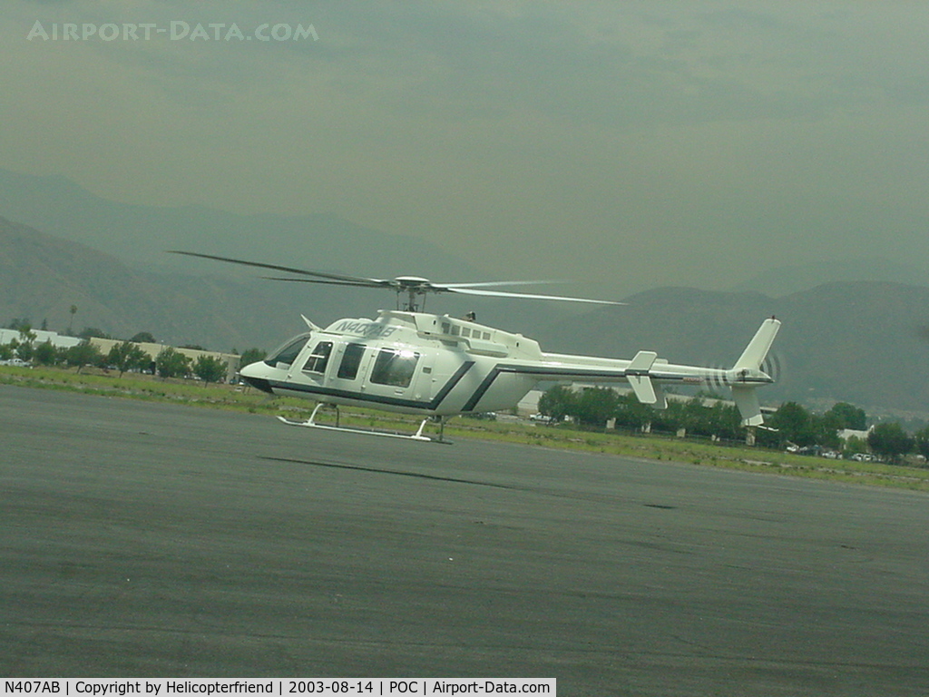 N407AB, 2005 Bell 407 C/N 53634, Taking off from the eastside