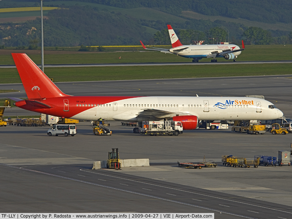 TF-LLY, 1987 Boeing 757-225 C/N 22691, Arriving to VIE with more than 24hrs delay!