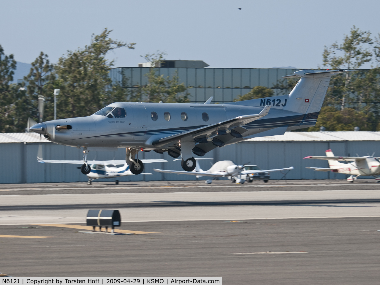 N612J, 2003 Pilatus PC-12/45 C/N 494, N612J arriving on RWY 21