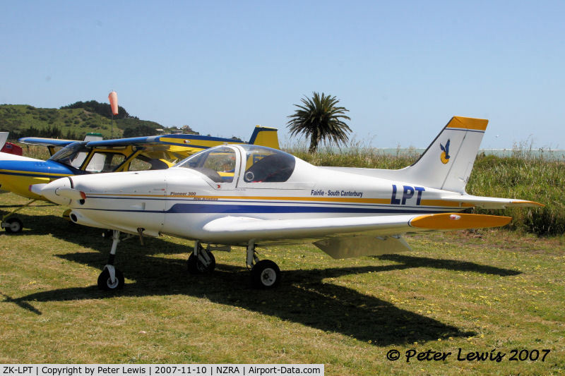 ZK-LPT, Alpi Aviation Pioneer 300 C/N 88, R B Trotter, Fairlie