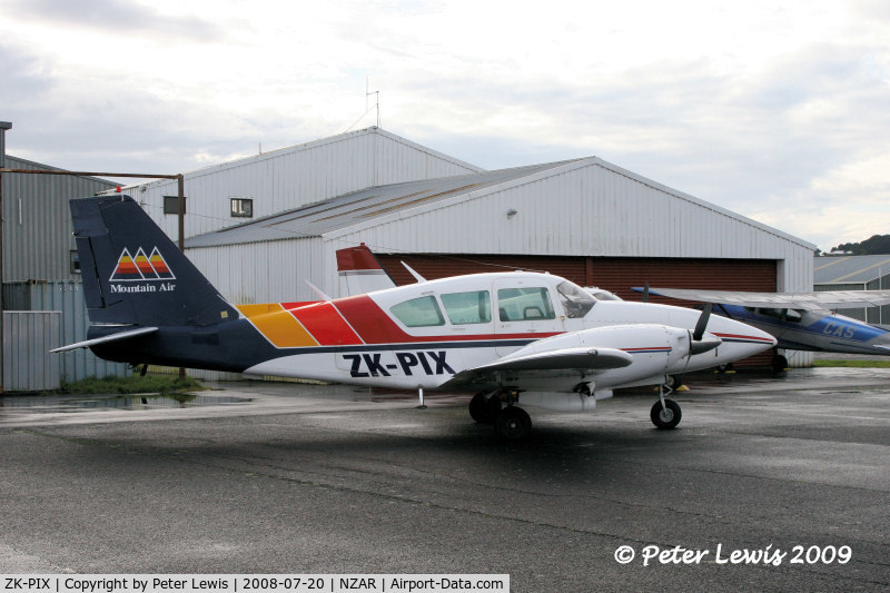 ZK-PIX, Piper PA-23-250 Aztec C/N 27-4738, Commercial Helicopters Ltd., Taumarunui