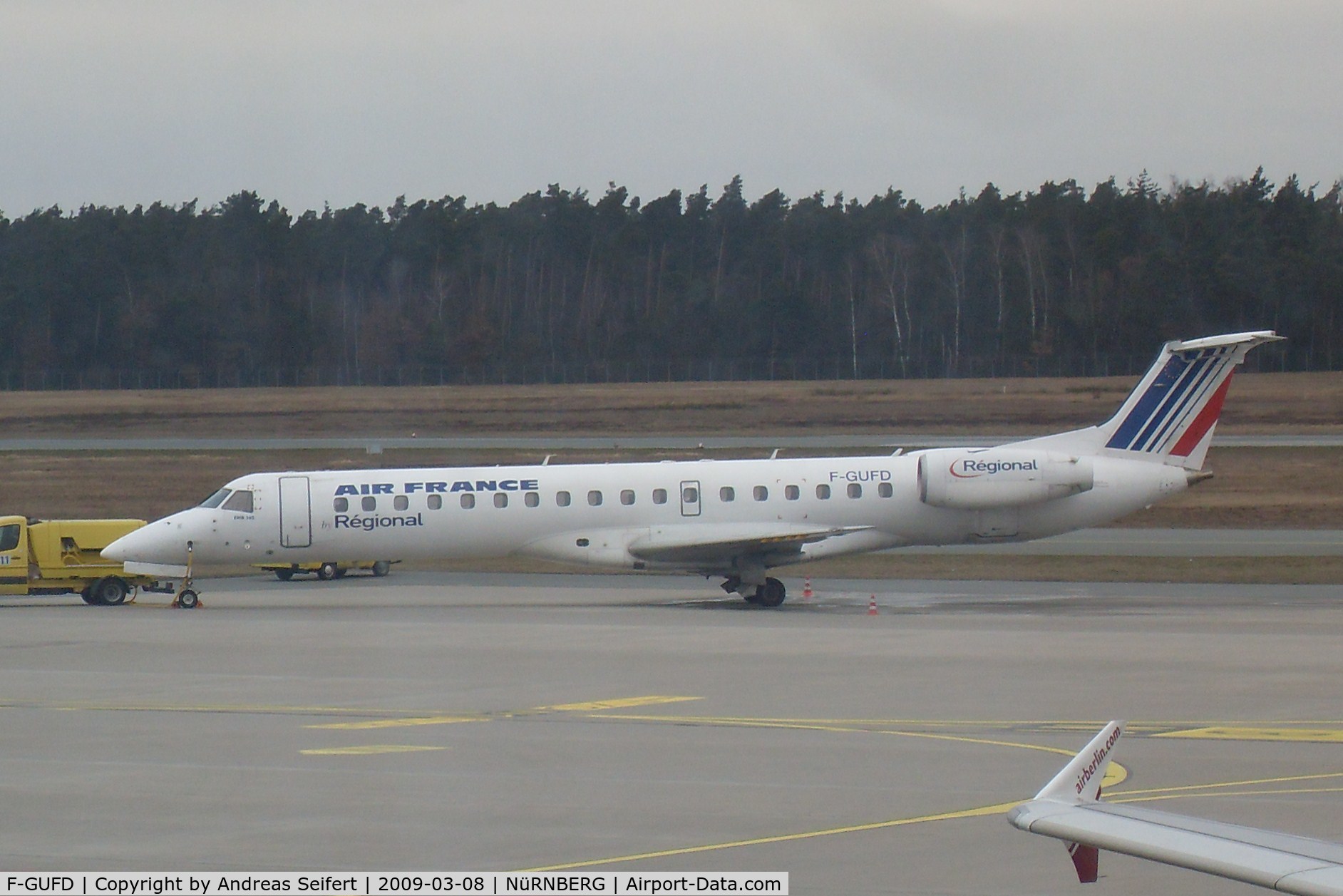 F-GUFD, 1999 Embraer ERJ-145LR (EMB-145LR) C/N 145197, Airport Nürnberg 2009