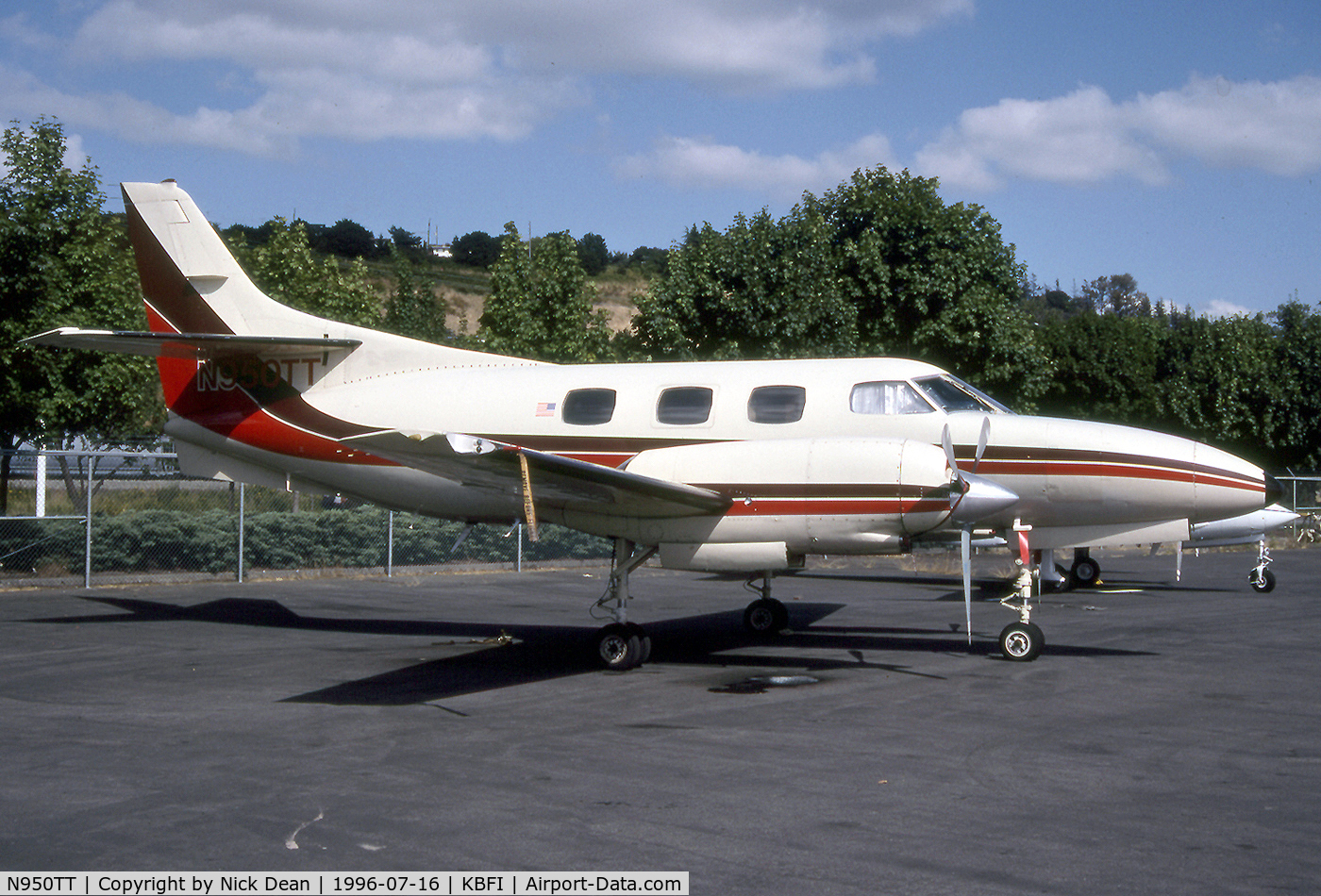 N950TT, 1973 Swearingen SA-226T Merlin III C/N T225, KBFI W/O Stalled on takeoff from Front Range Airport 19-Dec-1997