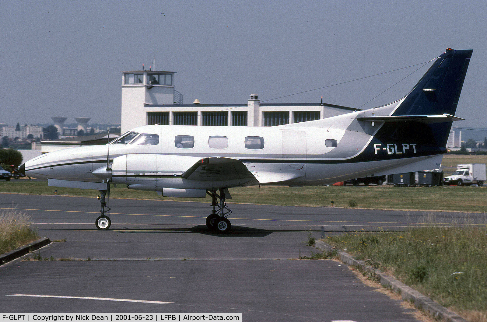 F-GLPT, 1978 Swearingen SA-226T Merlin IIIB C/N T-298, LFPB