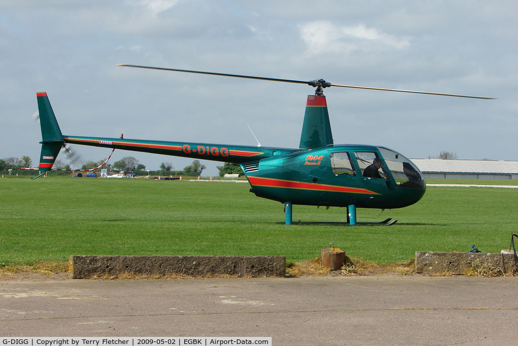 G-DIGG, 2007 Robinson R44 Raven II C/N 11904, Robinson R44II At Sywell in May 2009