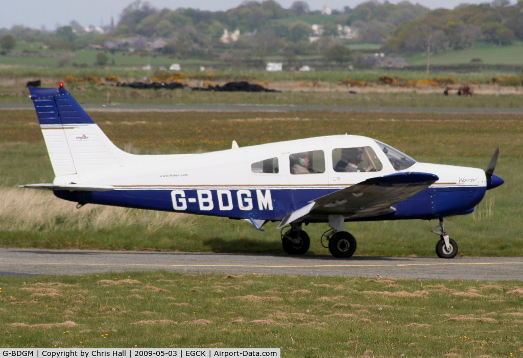 G-BDGM, 1974 Piper PA-28-151 Cherokee Warrior C/N 28-7415165, P F A fly-in at Caernarfon
