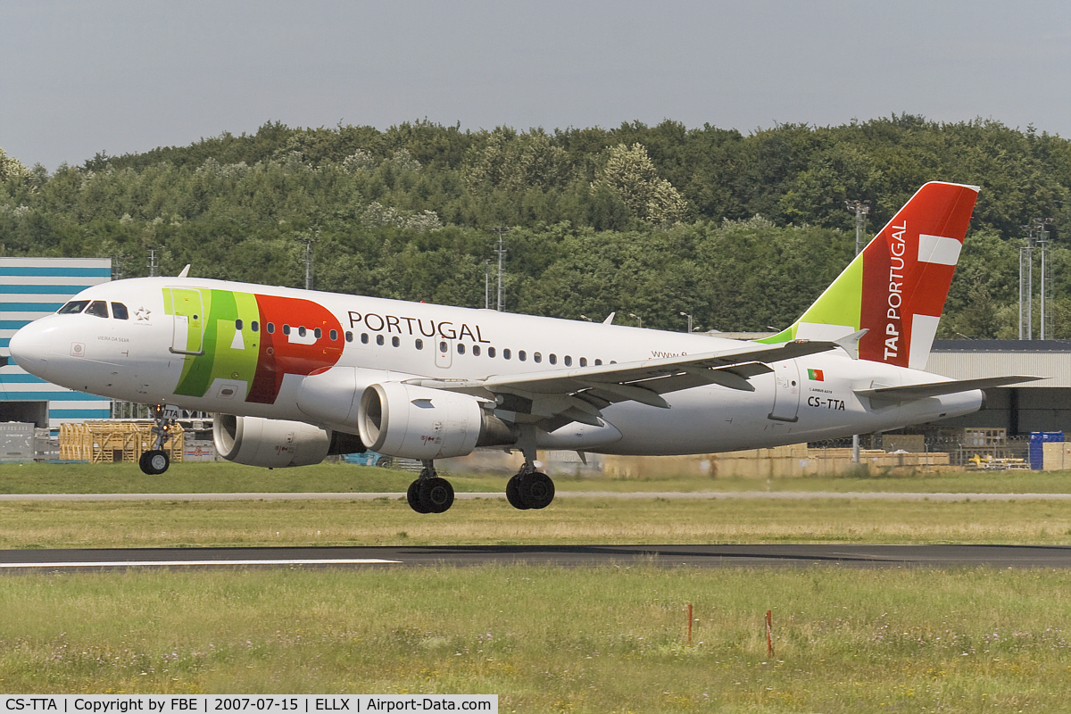 CS-TTA, 1997 Airbus A319-111 C/N 750, TAP A319about to touch down at Luxembourg