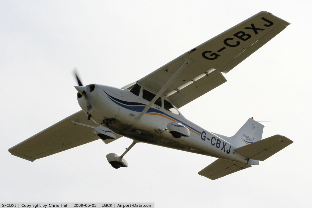 G-CBXJ, 1999 Cessna 172S Skyhawk C/N 172S8125, P F A fly-in at Caernarfon