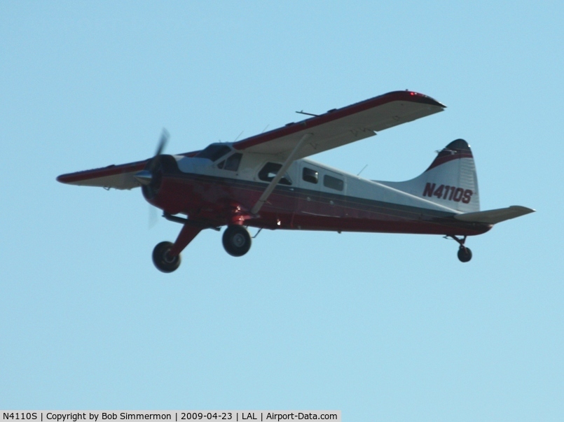 N4110S, 1953 De Havilland Canada DHC-2 Beaver Mk.1 C/N 593, Departing Sun N Fun 2009 - Lakeland, Florida
