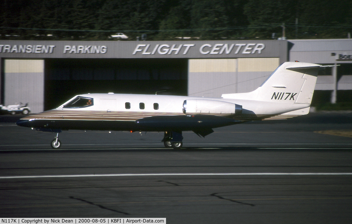N117K, 1973 Gates LearJet 24D C/N 272, KBFI
