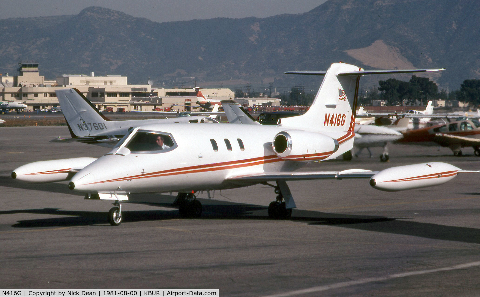 N416G, 1976 Learjet 24D C/N 24D-235, KBUR