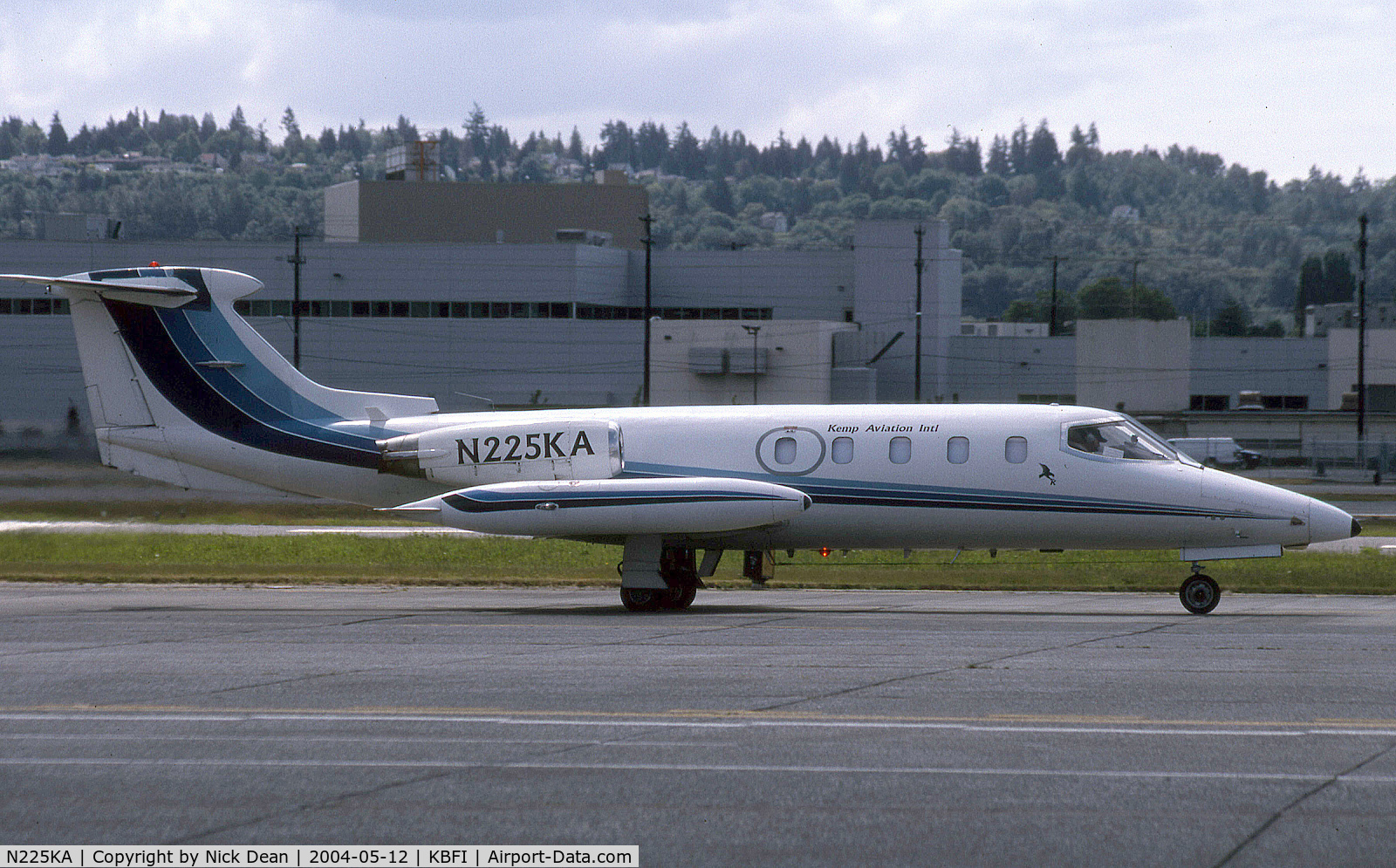 N225KA, 1968 Learjet Inc 25 C/N 004, KBFI