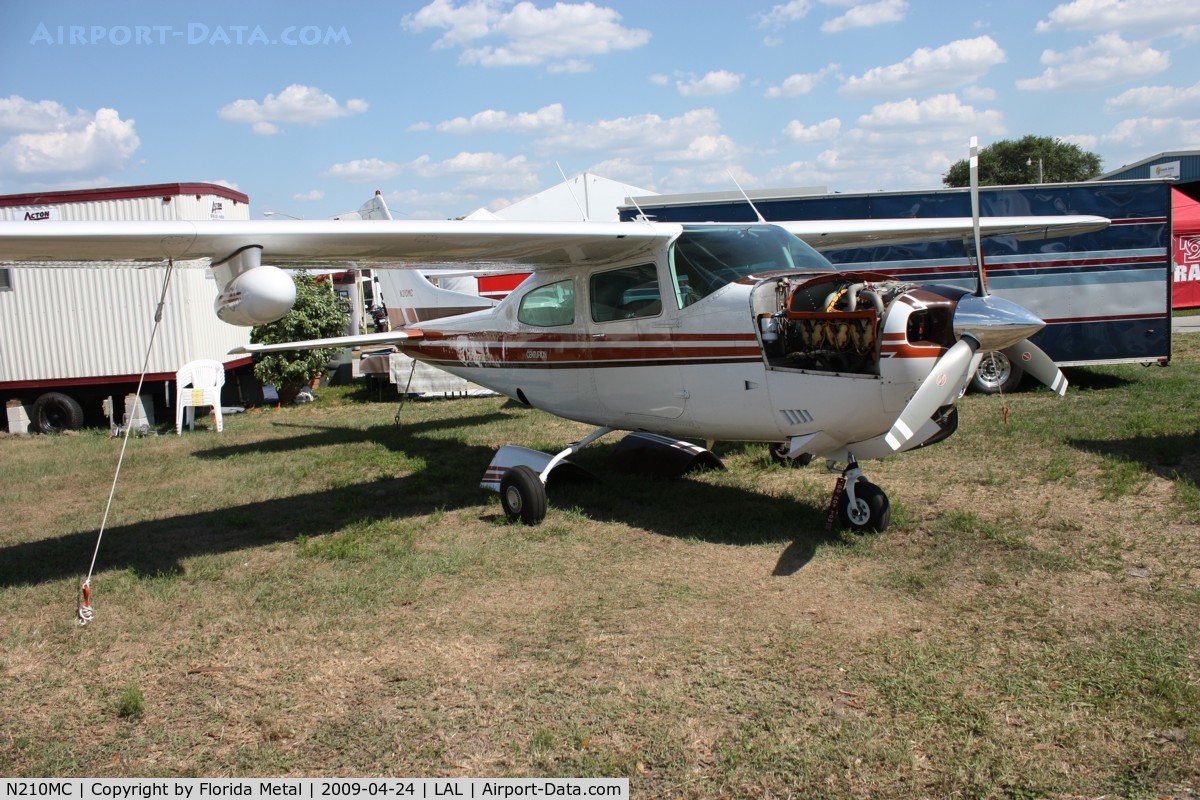 N210MC, Cessna 210M Centurion C/N 21062921, Cessna 210M