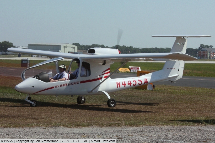 N445SA, 2007 Iniziative Industriali Italiane Sky Arrow 600 Sport C/N LSA008, Arriving at Sun N Fun 2009 - Lakeland, Florida
