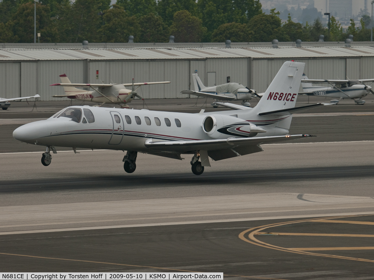 N681CE, 2004 Cessna 560 Citation Encore C/N 560-0681, N681CE arriving on RWY 21