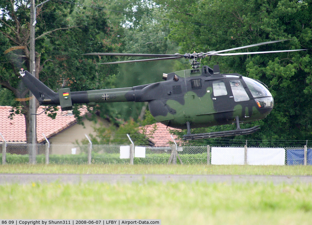 86 09, MBB Bo.105P C/N 6009, Used as demo aircraft during LFBY Open Day 2008