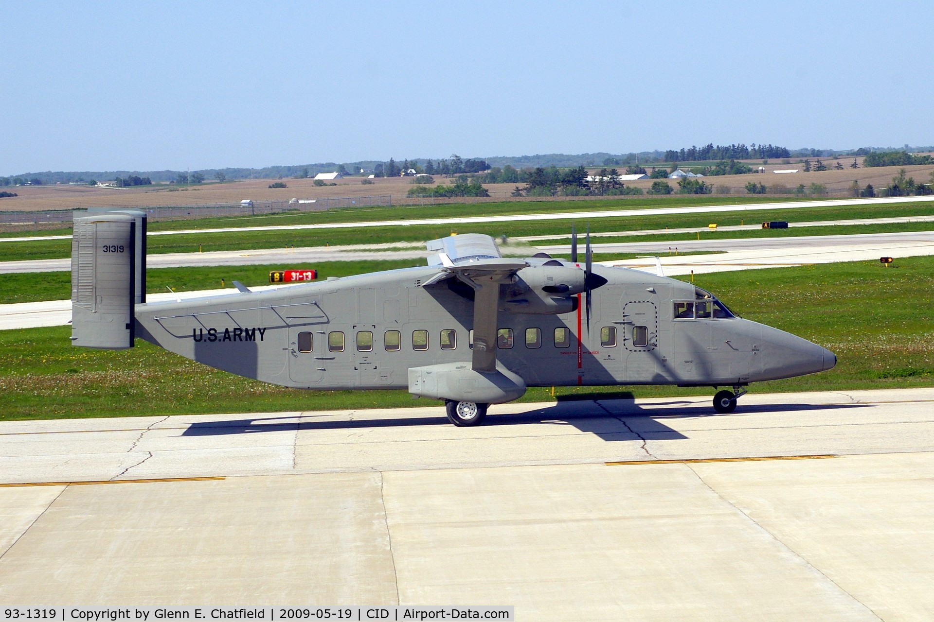 93-1319, 1993 Short C-23B Sherpa C/N AK-003, Taxiing on Delta on the way to Rockwell-Collins