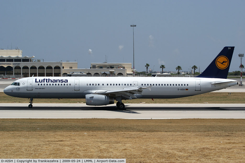 D-AISH, 2007 Airbus A321-231 C/N 3265, Lufthansa [With Fireworks in the background]
