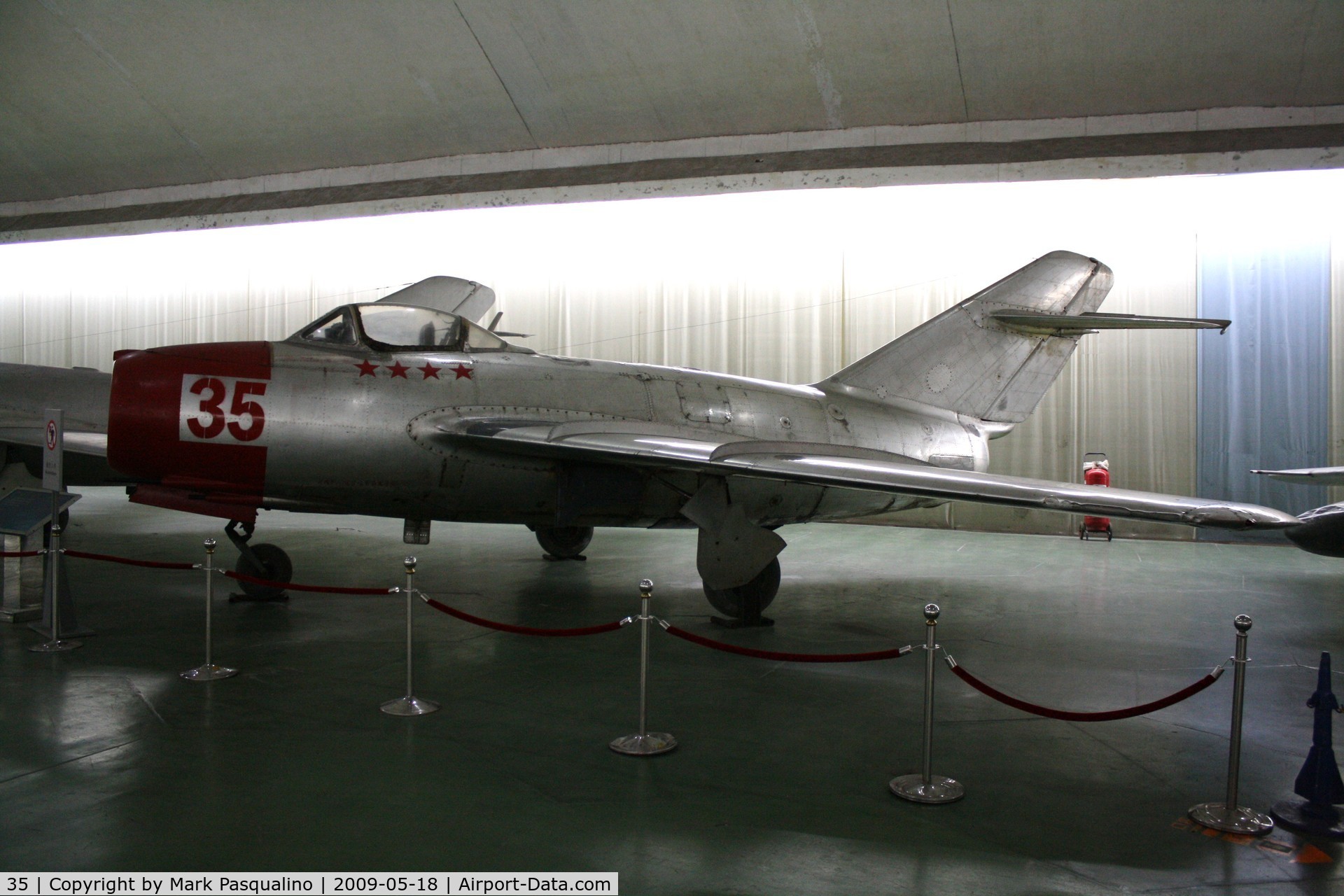 35, Mikoyan-Gurevich MiG-15 C/N 515354, MiG-15