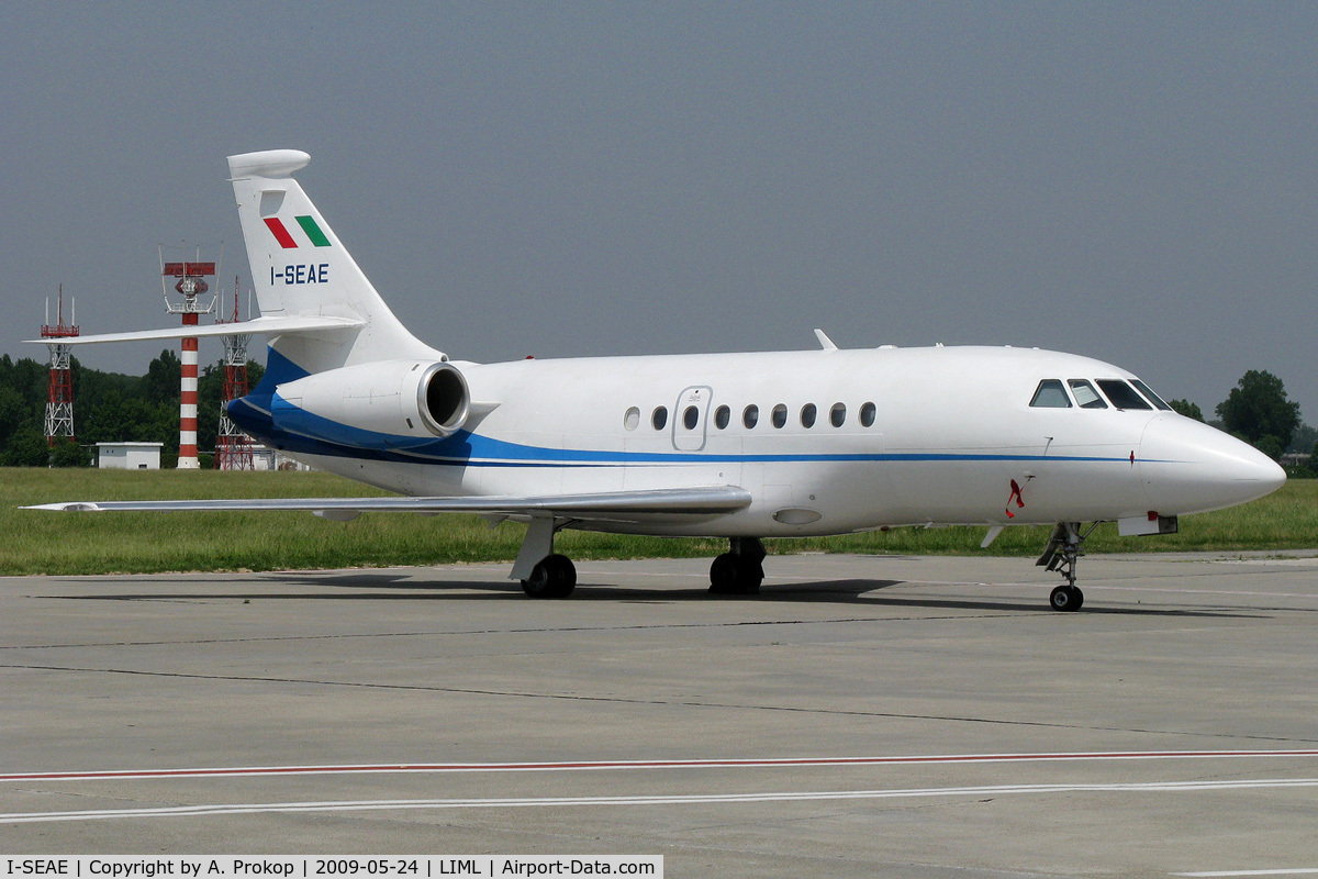I-SEAE, 2003 Dassault Falcon 2000 C/N 200, West Apron