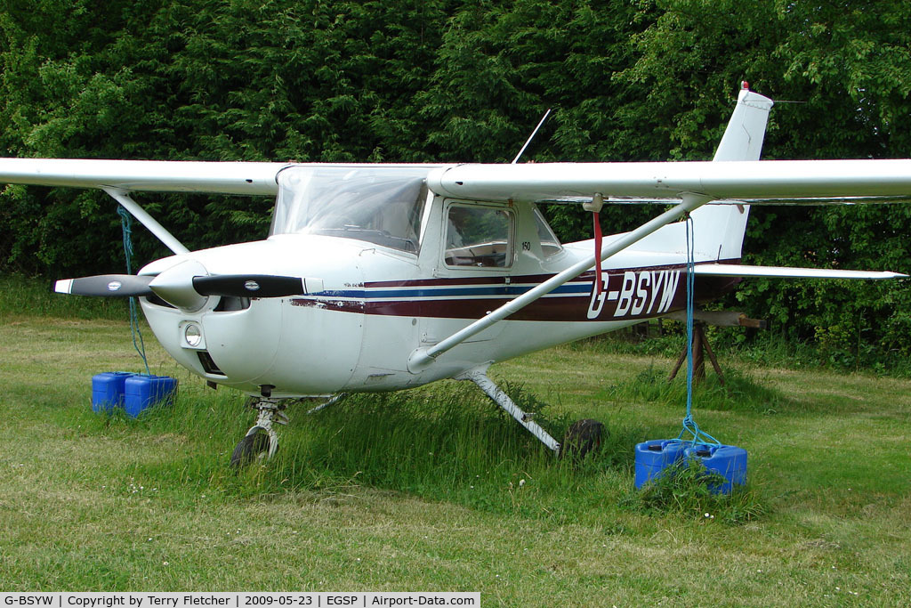 G-BSYW, 1976 Cessna 150M C/N 150-78446, Cessna 150M at Sibson