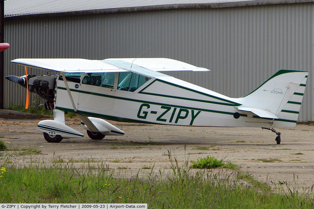 G-ZIPY, 1992 Wittman W-8 Tailwind C/N PFA 031-11339, parked at a rural Midlands airfield