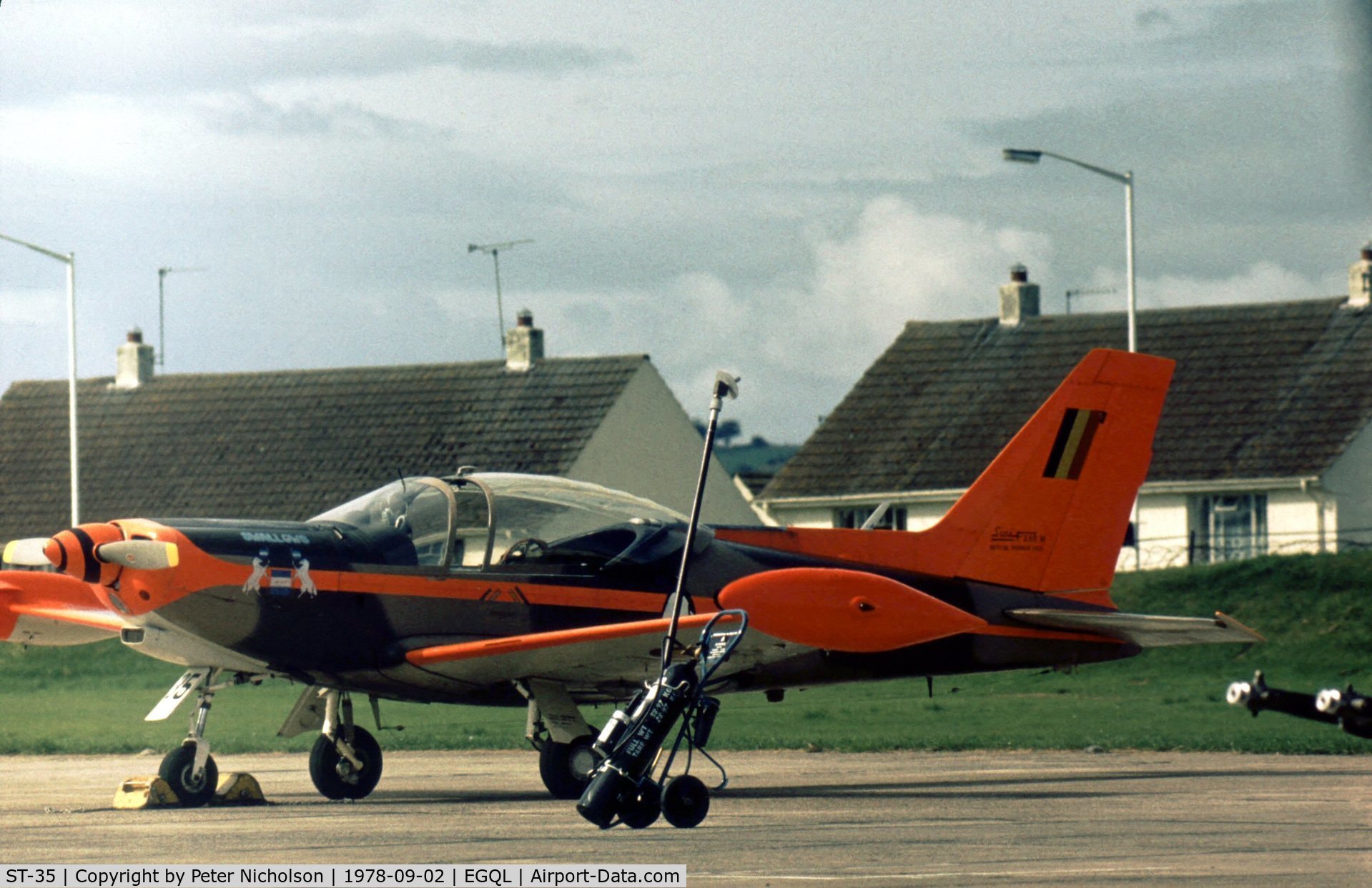 ST-35, SIAI-Marchetti SF-260M C/N 10-35, SF.260MB of the Swallows aerobatic display team of the Belgian Air Force at the 1978 Leuchars Airshow.