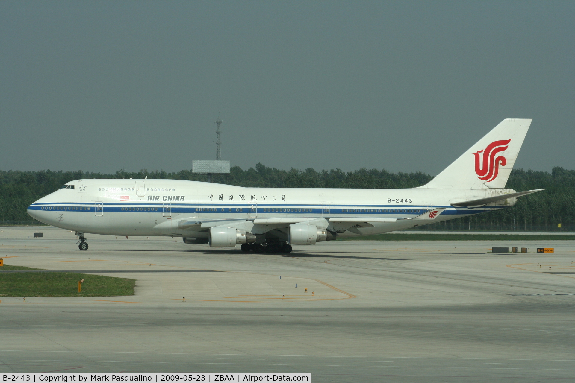 B-2443, Boeing 747-4J6 C/N 25881, Boeing 747-400