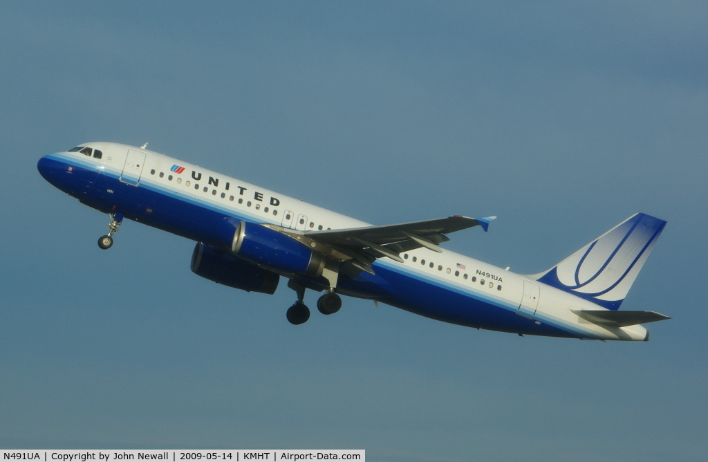 N491UA, 2002 Airbus A320-232 C/N 1741, taking off for Chicago O'Hare from runway 17 KMHT