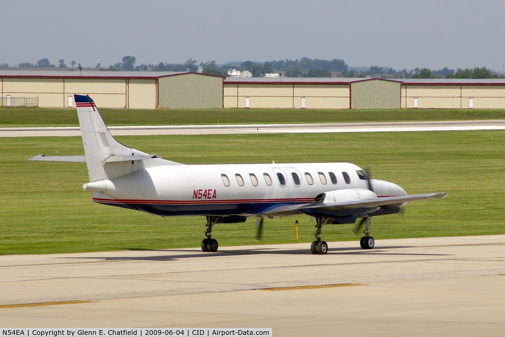 N54EA, 1981 Swearingen SA226TC C/N TC398, Taxiing to Rockwell-Collins