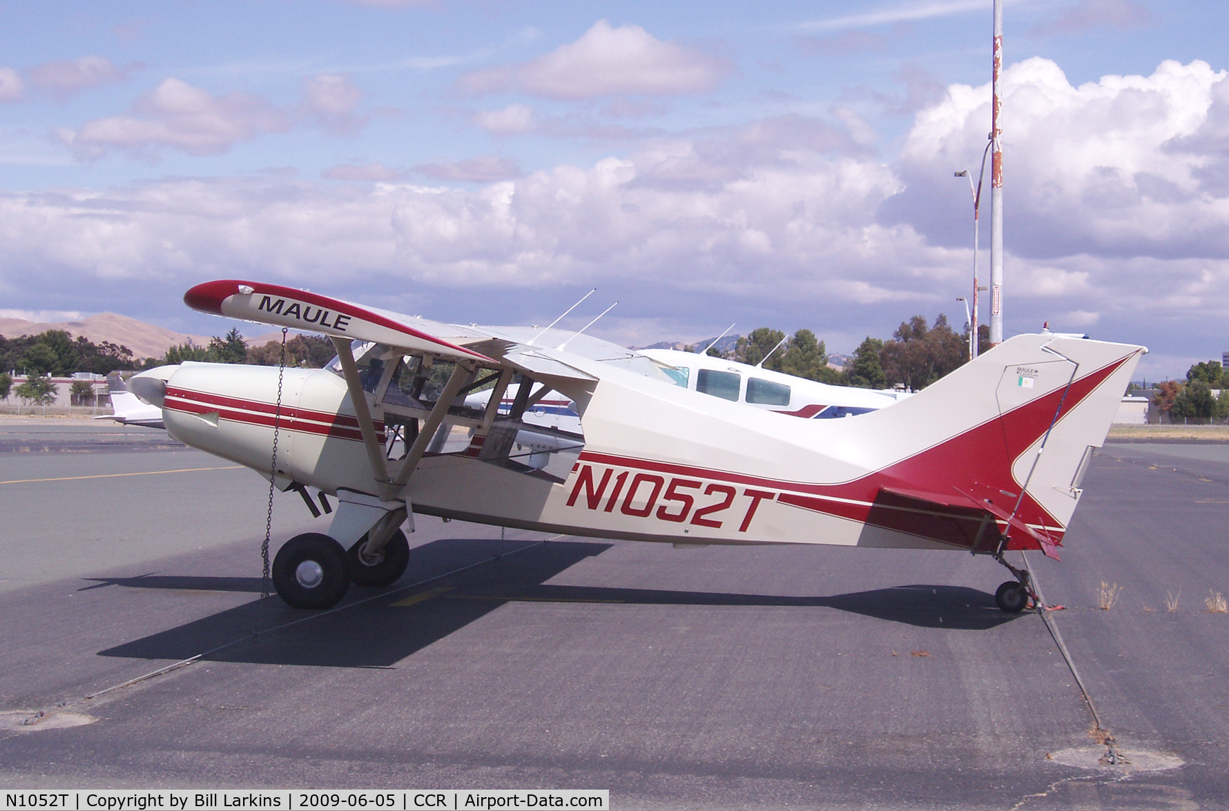 N1052T, 1998 Maule MX-7-180A Sportplane C/N 20054C, Resident