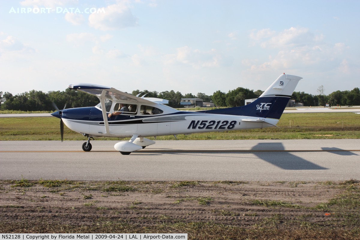 N52128, Cessna T182T Turbo Skylane C/N T18208158, Cessna 182T