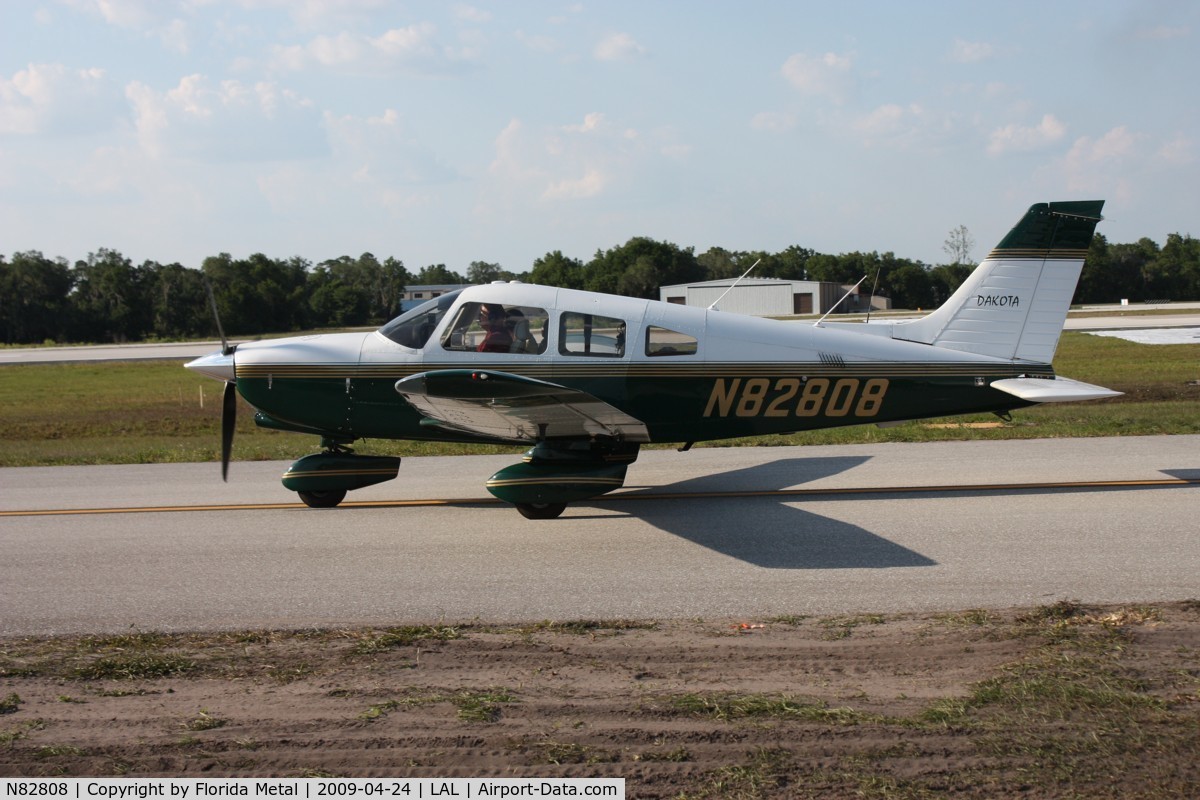 N82808, 1981 Piper PA-28-236 Dakota C/N 28-8111014, PA-28-236