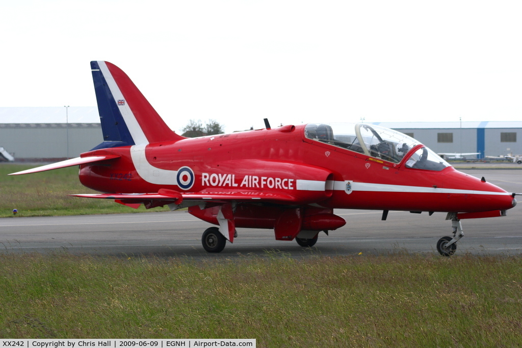 XX242, 1978 Hawker Siddeley Hawk T.1 C/N 078/312078, Red Arrow at Blackpool Airport