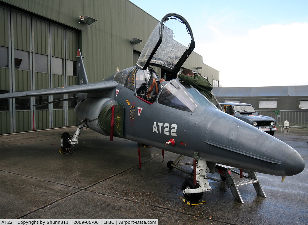 AT22, Dassault-Dornier Alpha Jet 1B C/N B22/1091, Static display during LFBC Airshow 2009 and used to take pics with children