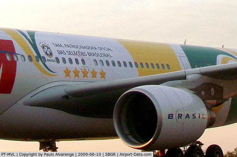 PT-MVL, 2005 Airbus A330-203 C/N 700, Airbus A 330 to Brazilian Soccer Team
