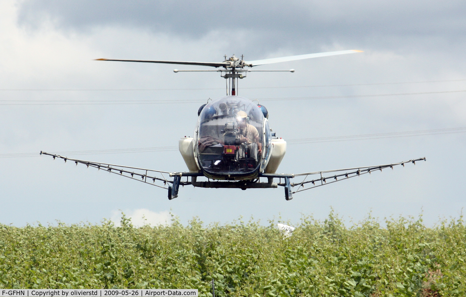 F-GFHN, Bell 47G-2 C/N 1489, sulfatage Aloxe Corton