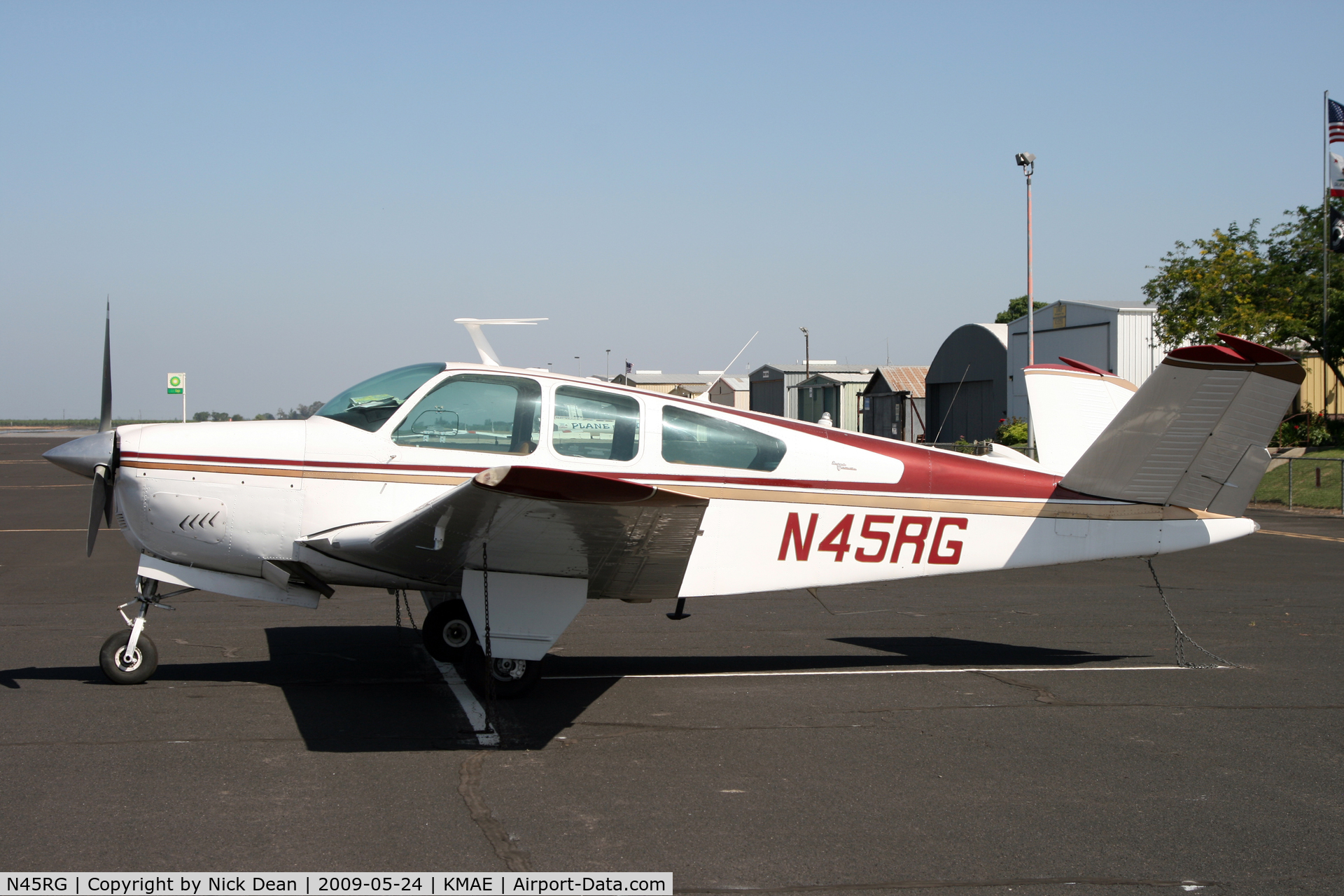 N45RG, Beech V35A Bonanza C/N D-8768, KMAE